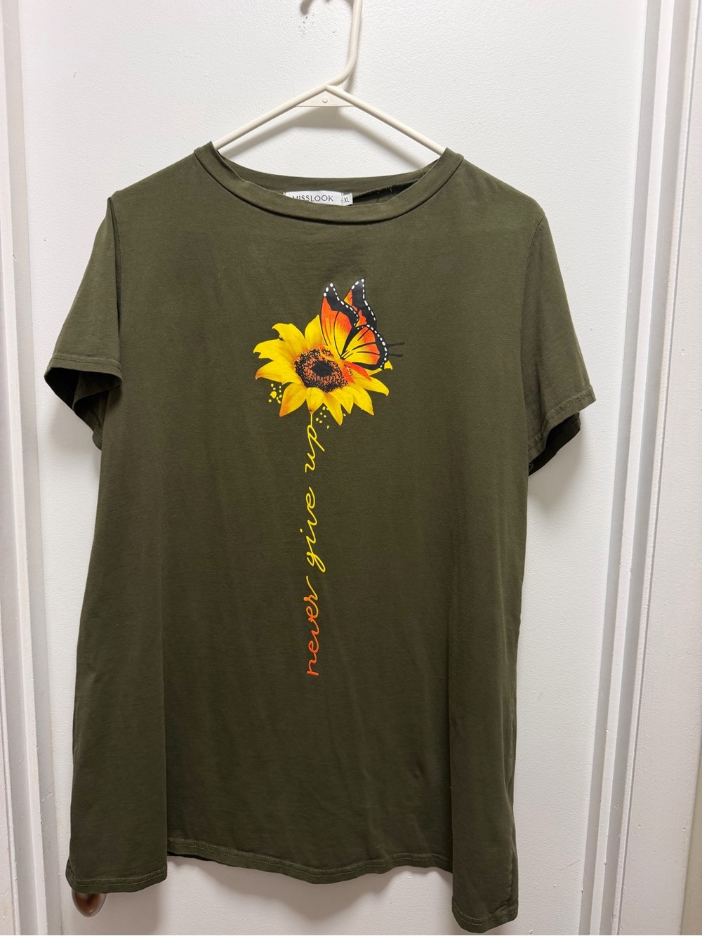 MISSLOOK Olive Green Sunflower & Butterfly Graphic Tee